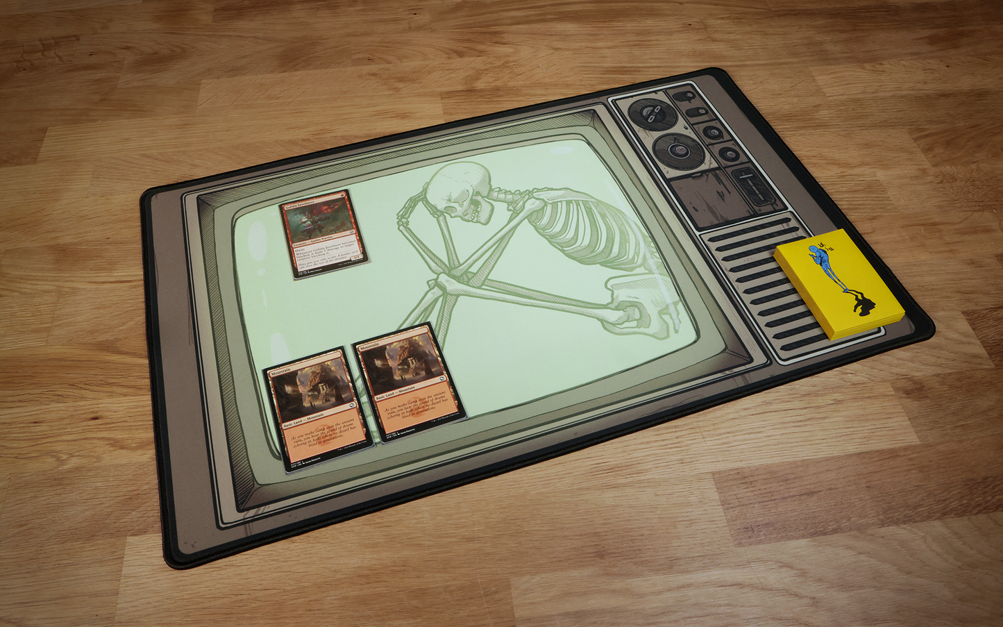 Playmat: Skelly Telly